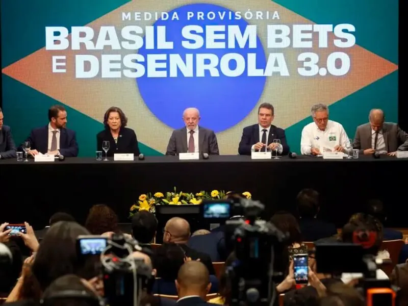 Desenrola Brasil permitirá à União comprar dívidas com desconto mínimo de 90%