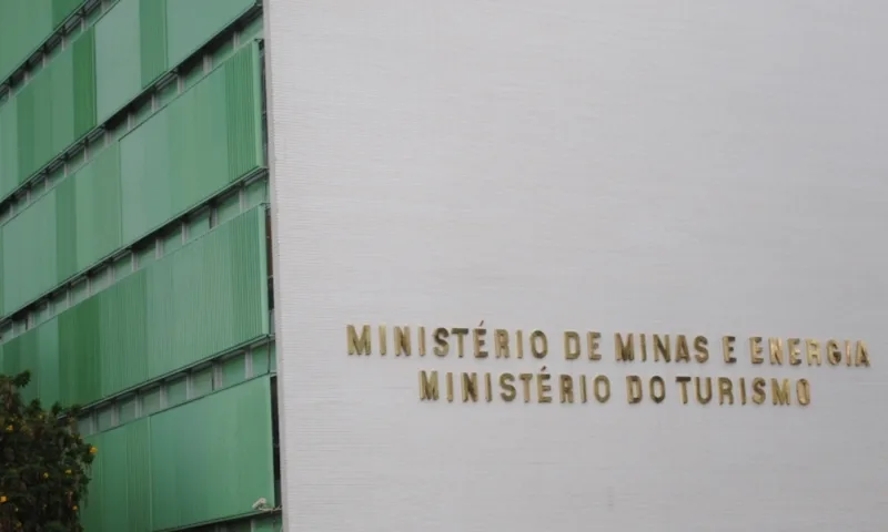 MME propõe regras para licitar e prorrogar concessões de hidrelétricas