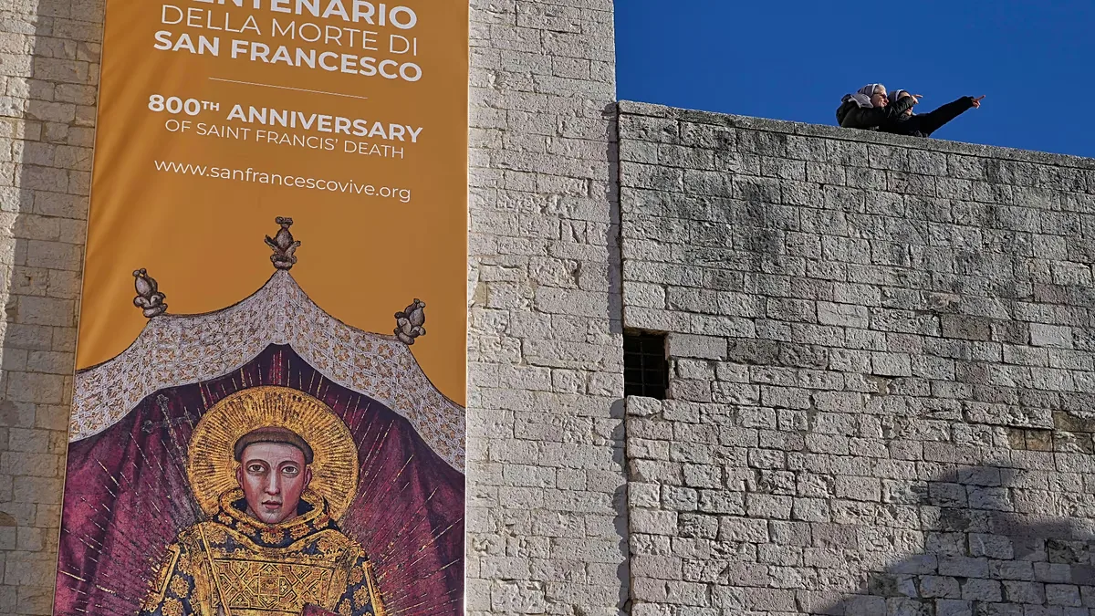 Assis reúne autoridades e peregrinos no centenário de São Francisco