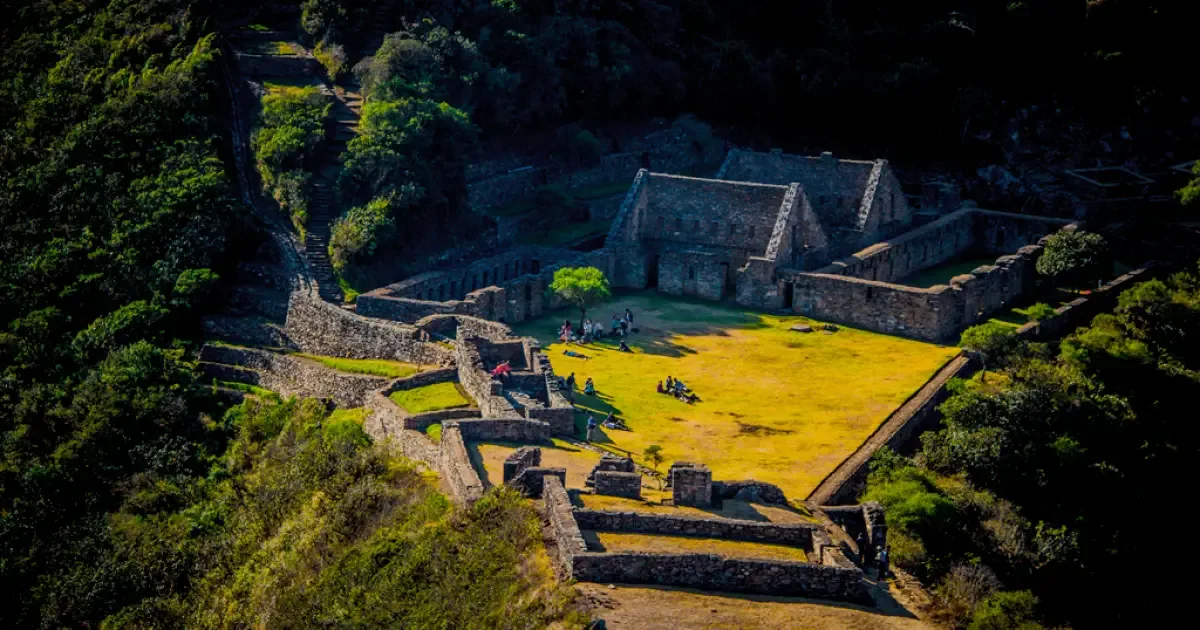 Choquequirao preserva vestígios incas em área de difícil acesso no Peru