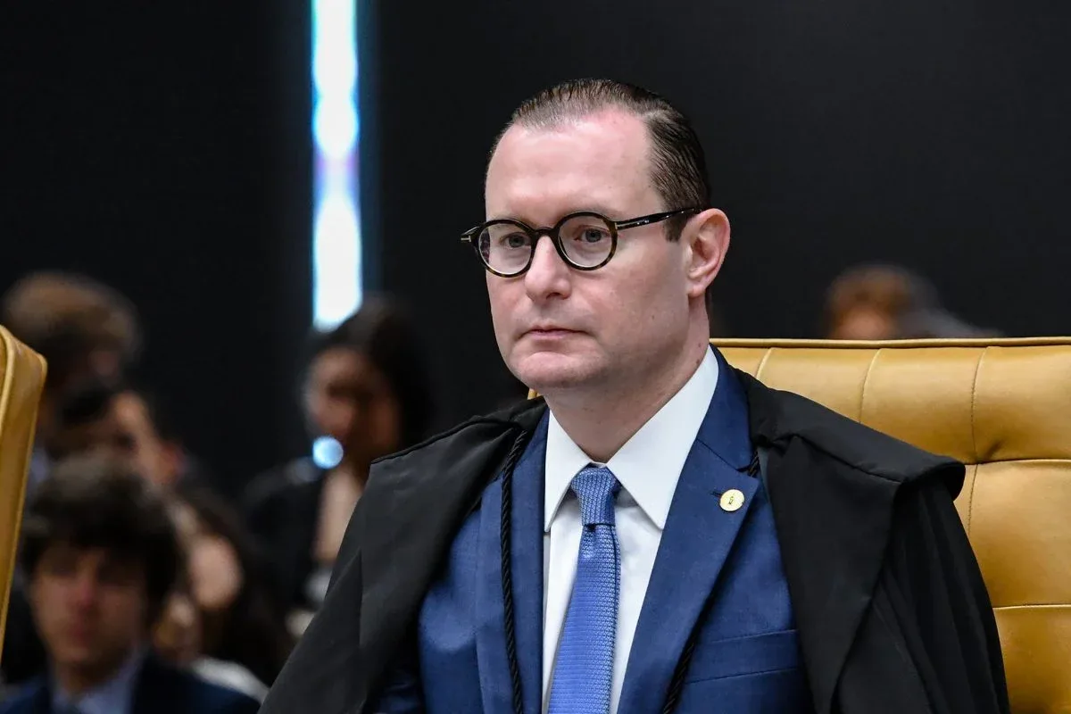 STF determina acesso gratuito a sites eleitorais para celulares sem franquia