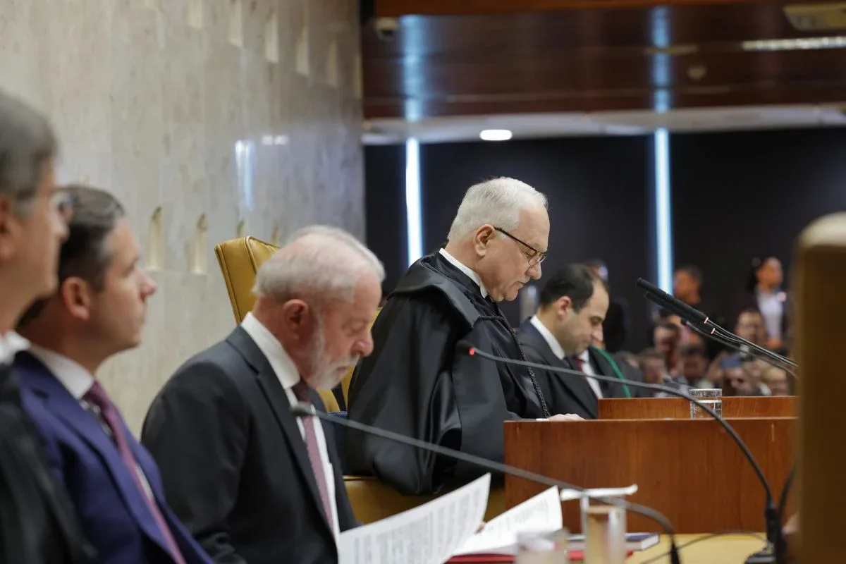 Lula tenta reforçar Fachin em meio à crise no STF