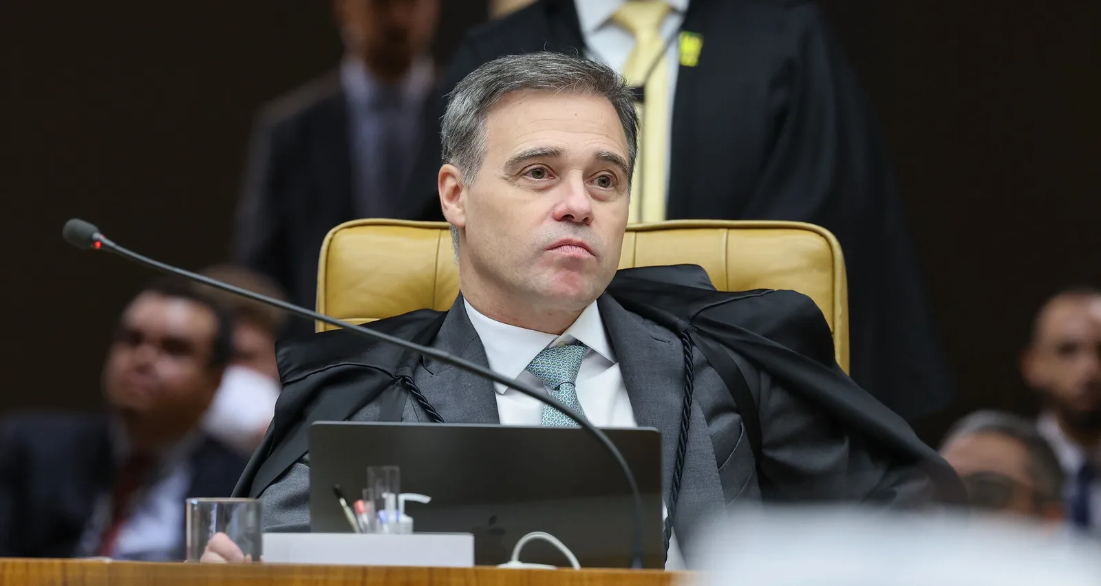 STF avalia retirar caso contra Mendonça da pauta de julgamento