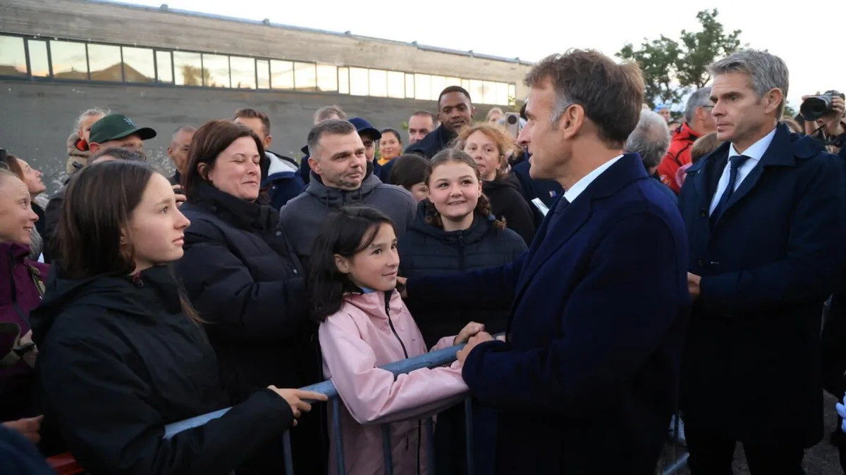 Macron agenda encontro com premiê canadense em Saint-Pierre-et-Miquelon