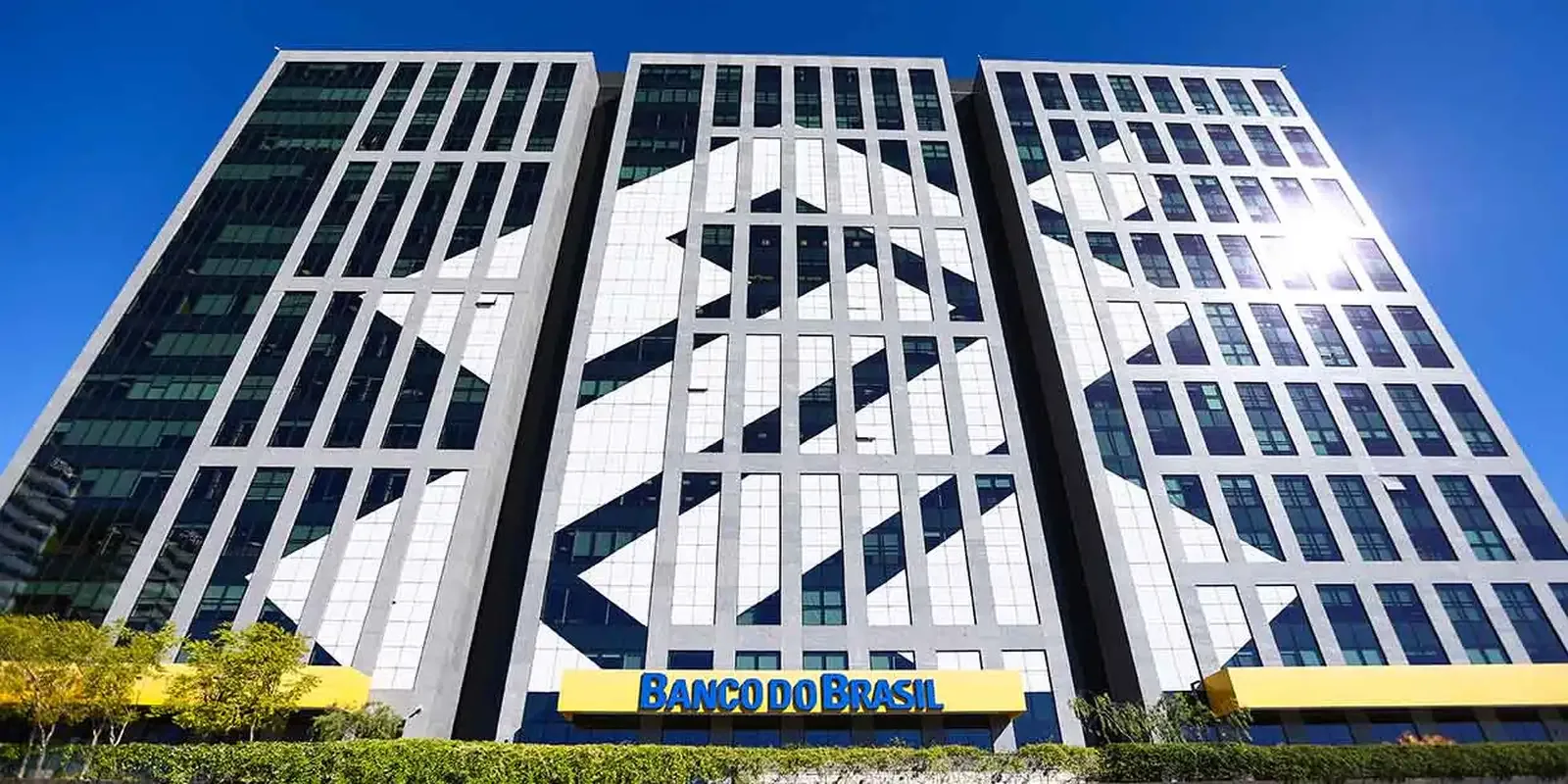Banco do Brasil encerra greve após aprovação de acordo; Caixa mantém paralisação