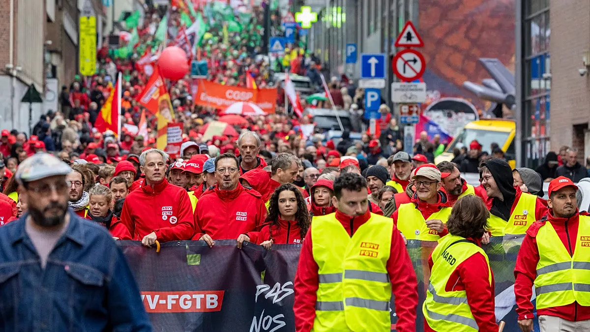 Protestos contra austeridade terminam em confrontos em Bruxelas