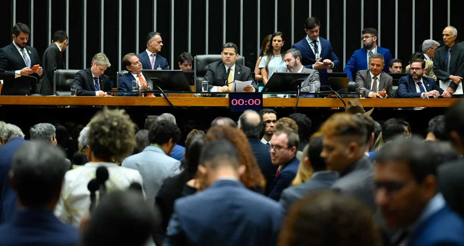 Congresso ganha peso nas nomeações para STF, Banco Central e agências