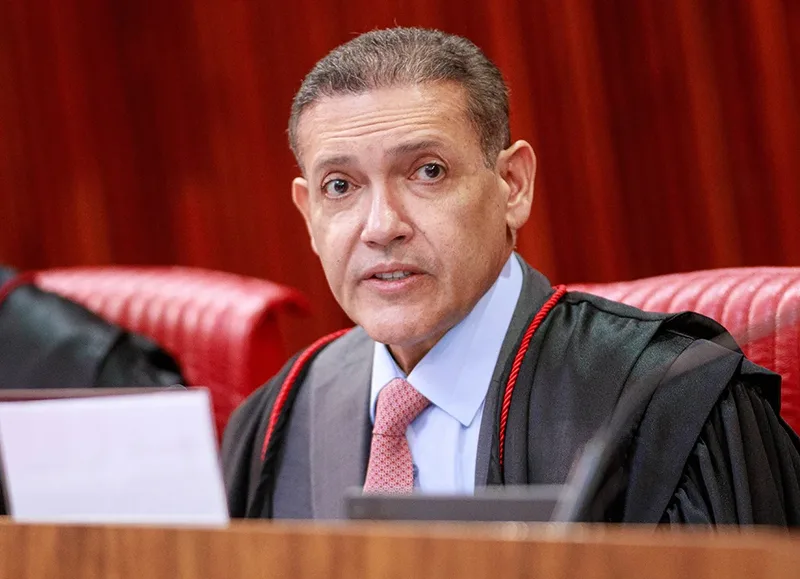 Nunes Marques deixará revisão de Bolsonaro para depois do segundo turno