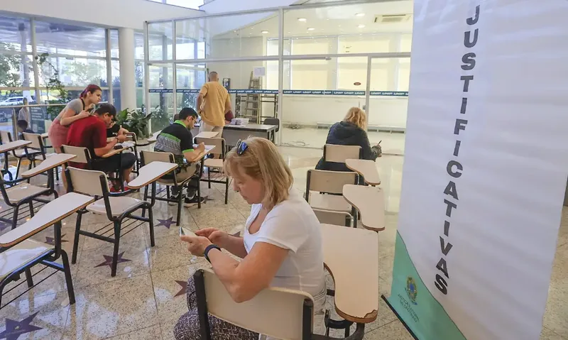 Falta à votação exige justificativa ou pagamento de multa