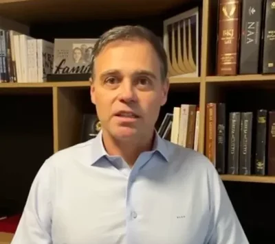 André Mendonça agradece orações em vídeo divulgado por Bia Kicis
