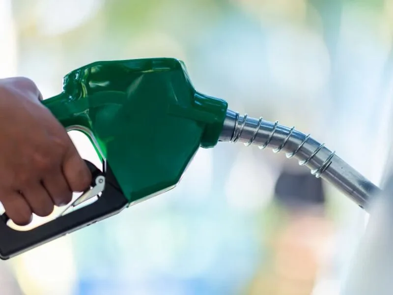 Diesel chega a US$ 5,85 por galão nos Estados Unidos