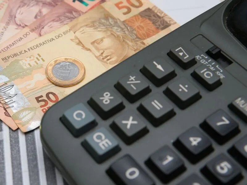 Projeção para a Selic em 2028 permanece em 10,50% no Focus