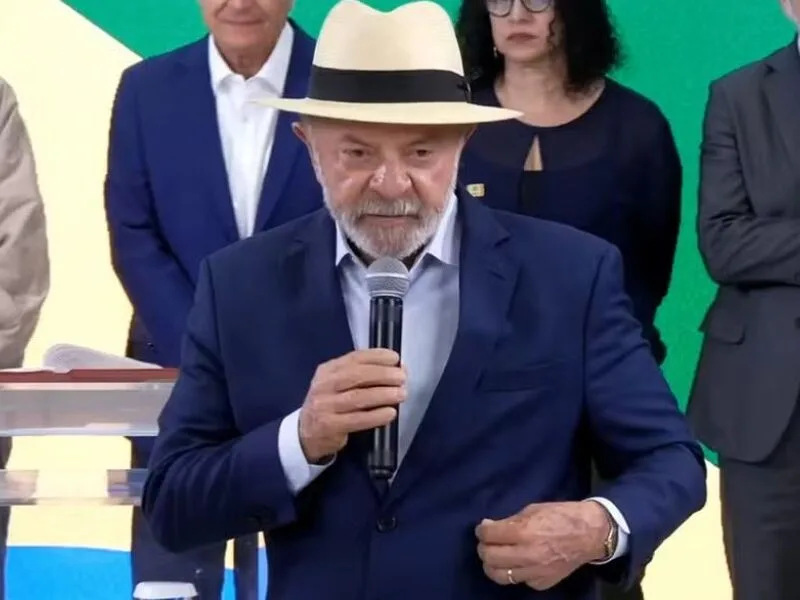 Lula sanciona ampliação de financiamento para motoristas e taxistas