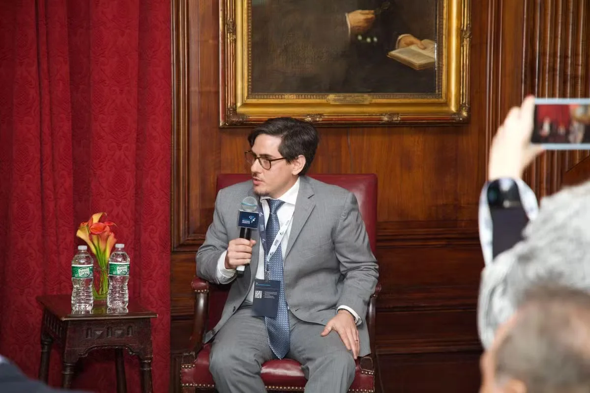 Disputa entre Apex e Fernando Cinelli chega ao Ministério Público do Espírito Santo