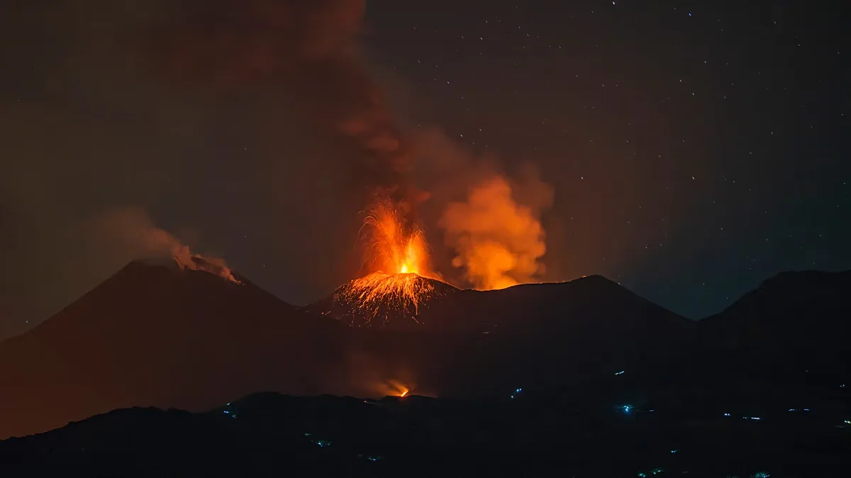 Cinzas do Etna suspendem voos no aeroporto de Catânia até domingo