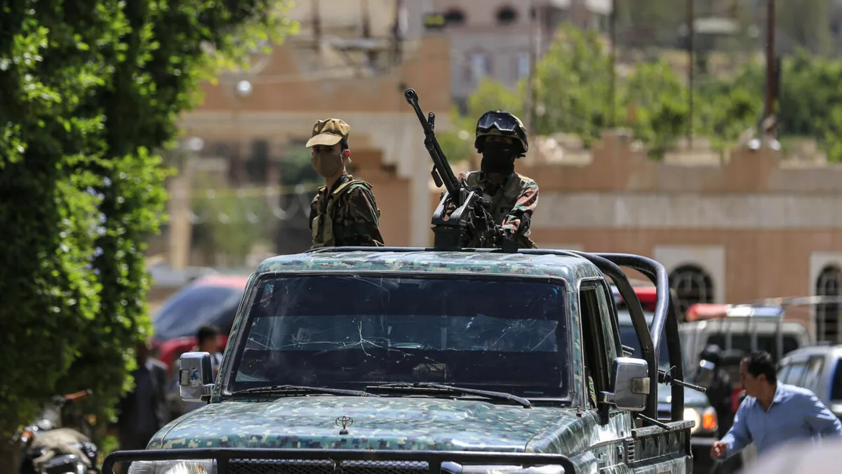 União Europeia pede fim de ataques houthis e apoia Arábia Saudita