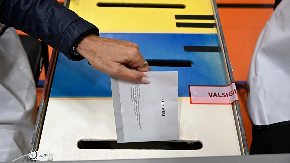 Eleição na Suécia opõe centro-esquerda a governo de Kristersson
