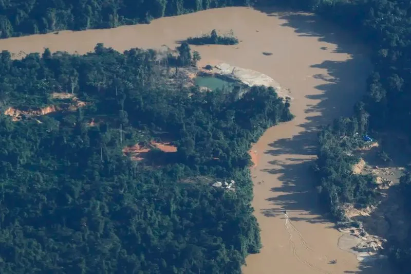 Justiça Federal aceita denúncia contra dois homens por apoio a garimpo em terra Yanomami
