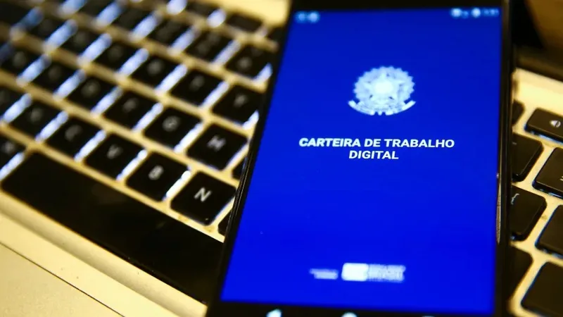 Emprego formal cresce 165 827 vagas em agosto, aponta Caged