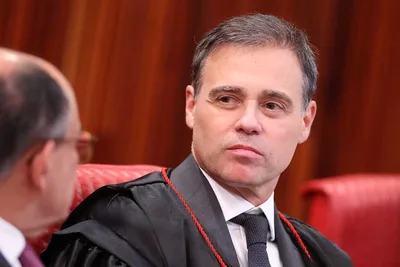 Decisão de Mendonça encerra monitoramento eletrônico de Ahmed Andrade