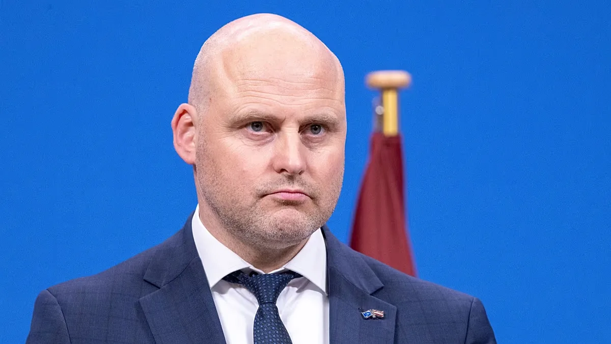 Letônia alerta contra retirada de russos de lista de sanções da UE