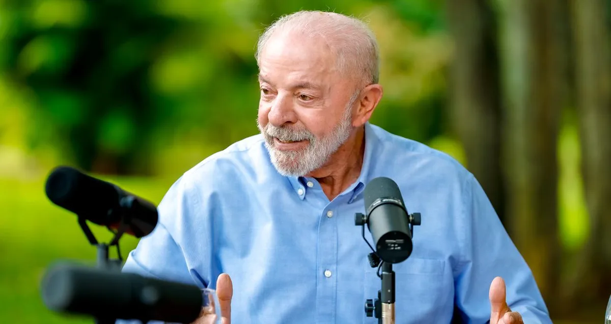 Lula defende controle da inflação e redução do endividamento das famílias