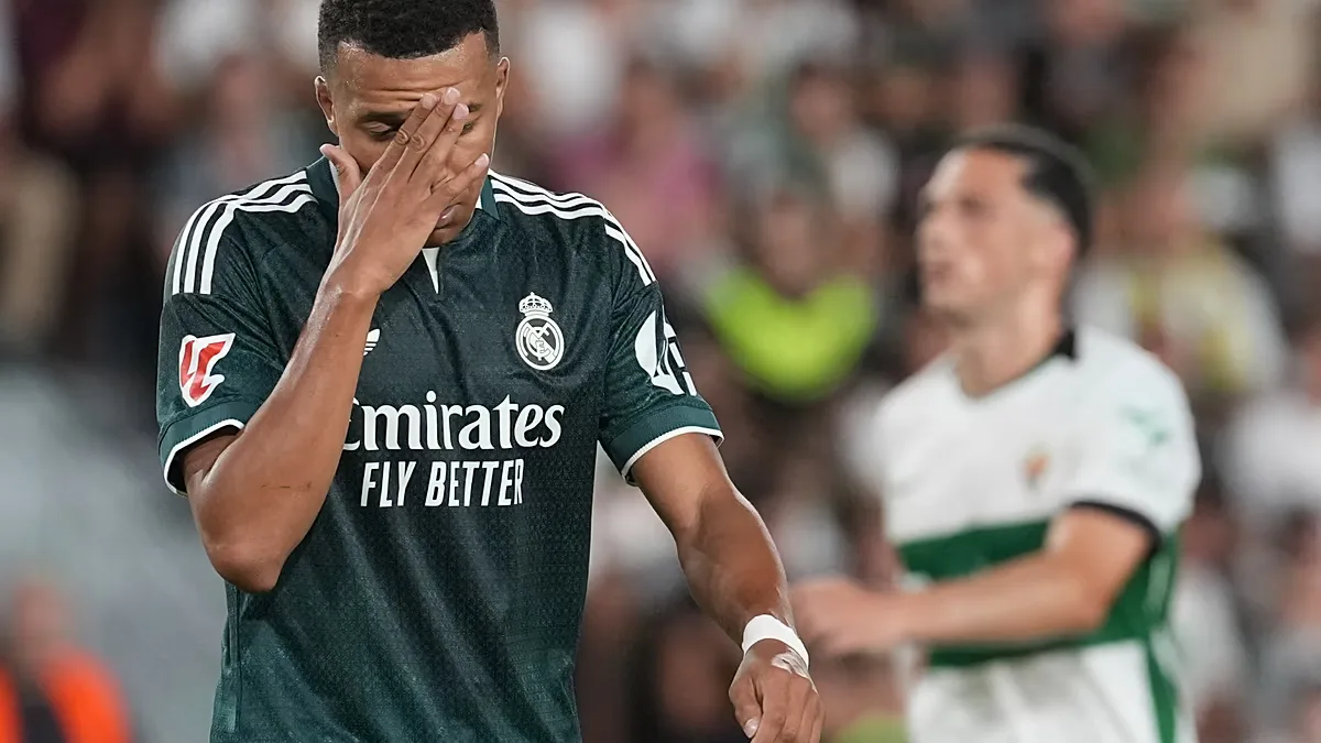 Mbappé diz que gesto com camiseta apoiava Ceuta e imigrantes