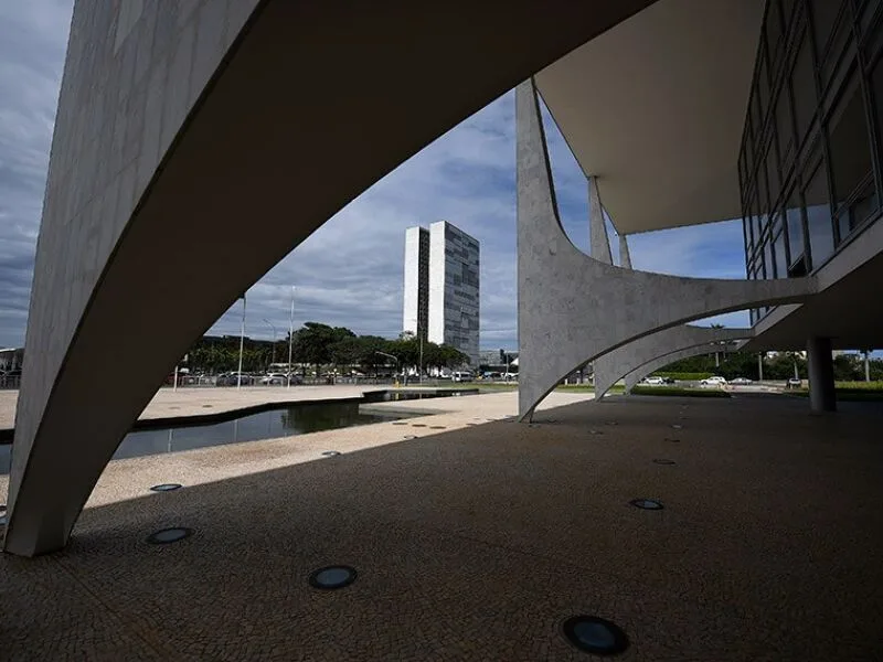 Receitas menores podem alterar previsão fiscal sem mudar bloqueio orçamentário
