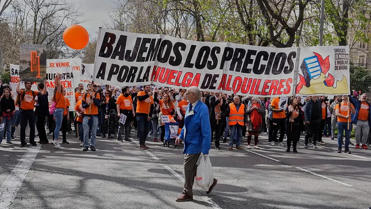 Movimentos de moradia discutem greve europeia de aluguéis em Madrid