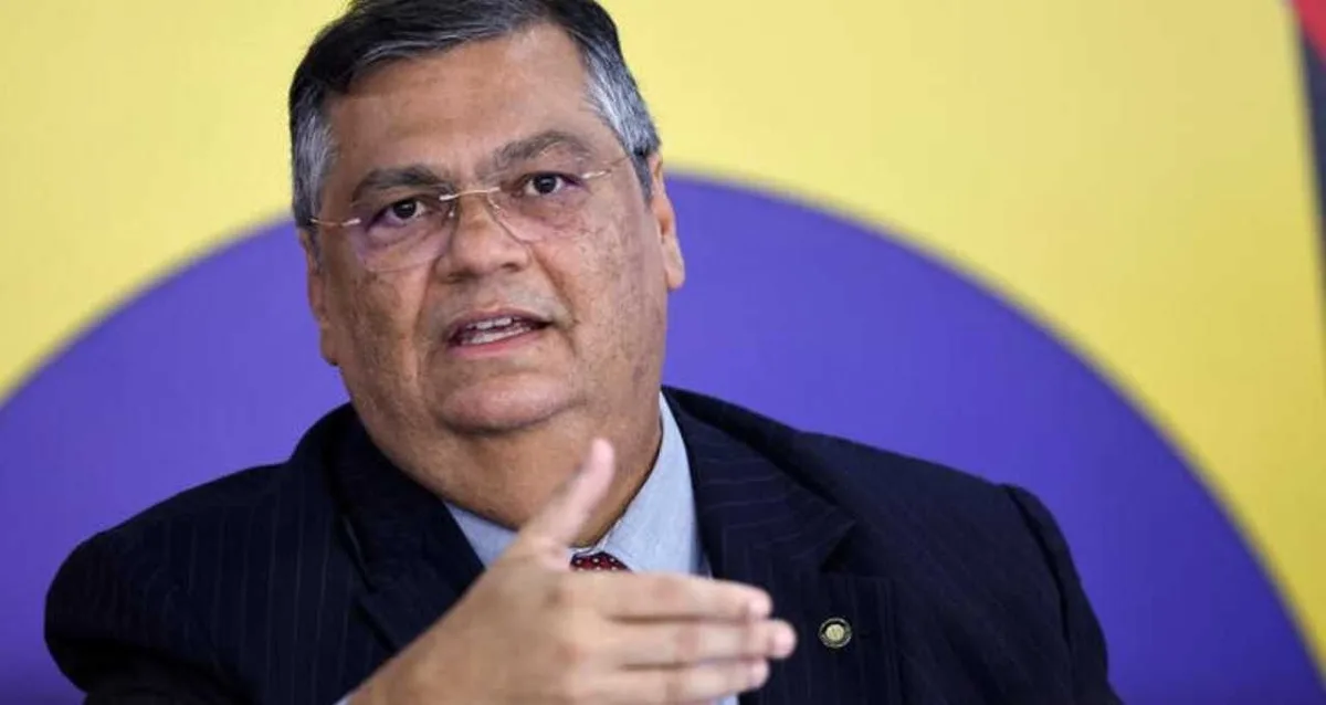 Dino fixa prazo para governo e Congresso criarem código de emendas