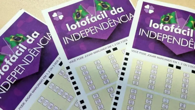 Planalto-GO é recebido após conquistar título nacional feminino