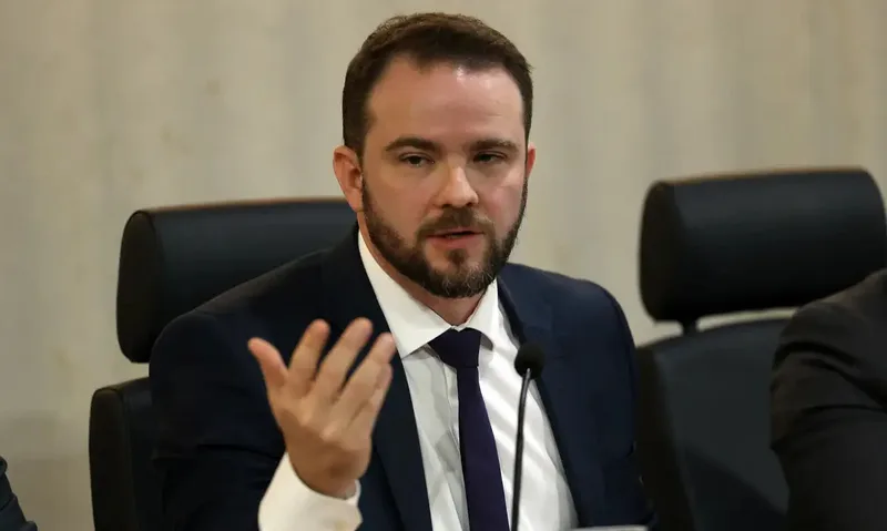 Fazenda diz que bets retiram R$ 62 bilhões das famílias e mantém debate aberto