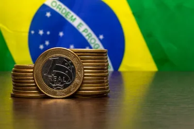 Desaceleração setorial reduz estimativas da Fazenda para o PIB nos próximos anos