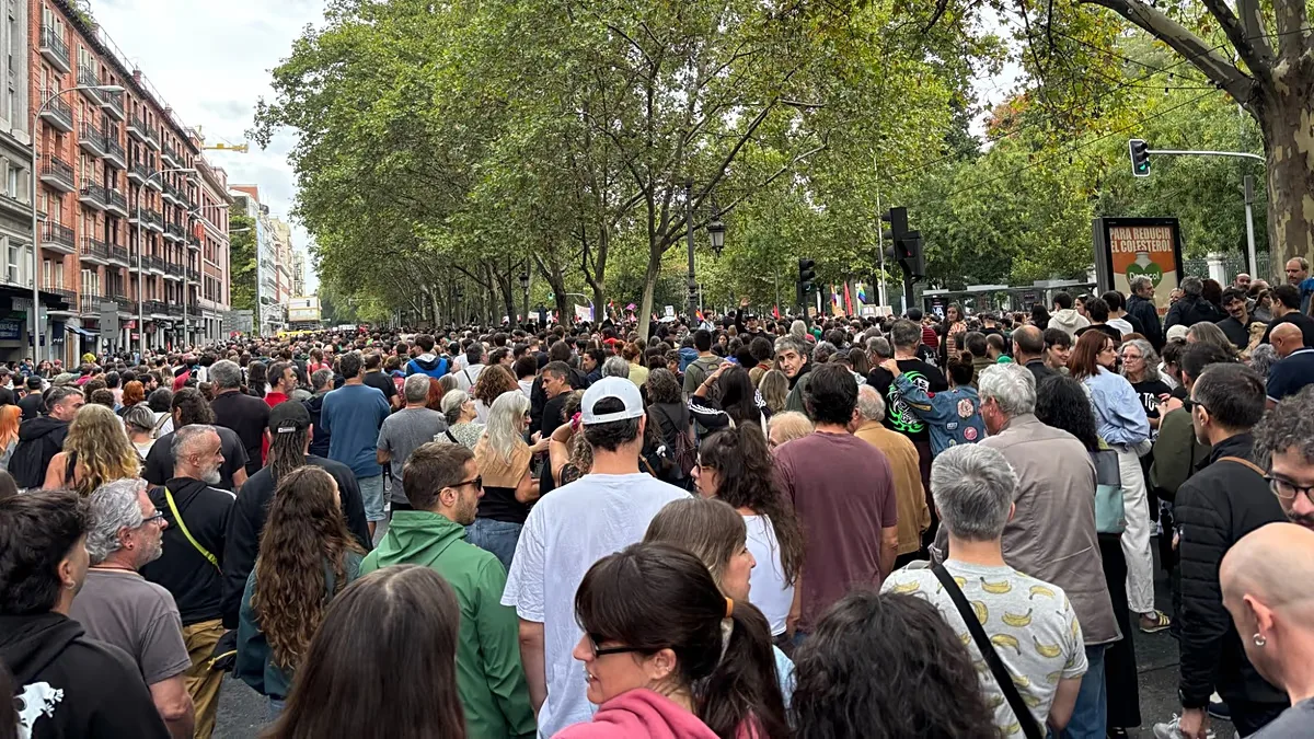 Protesto por moradia reúne até meio milhão de pessoas em Madri