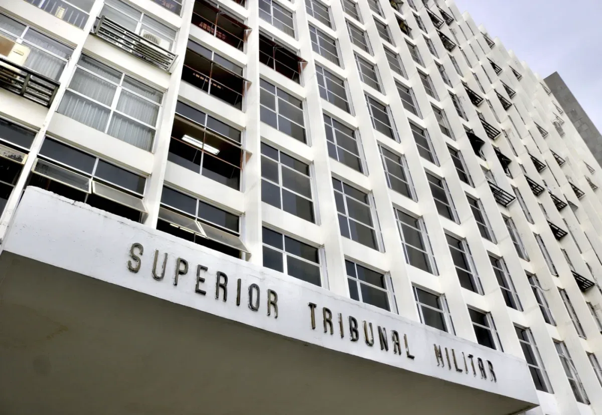 STM retira patente de capitão da reserva condenado por corrupção passiva