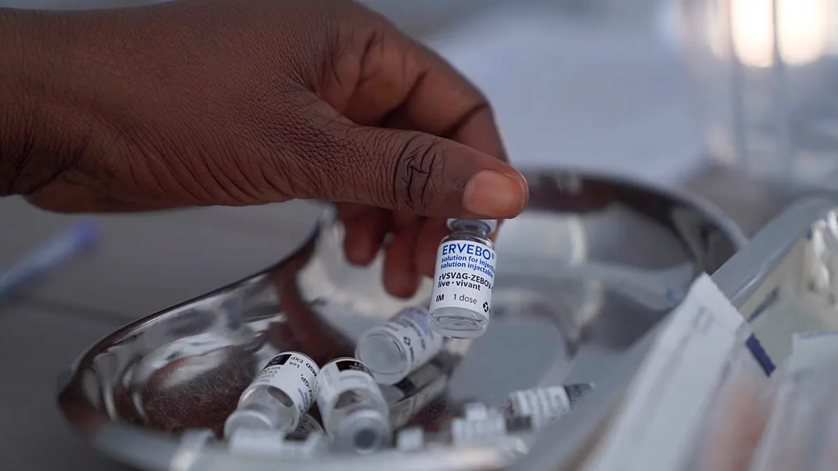 UE envia epidemiologistas à RDC enquanto vacina entra em ensaio contra o Ébola