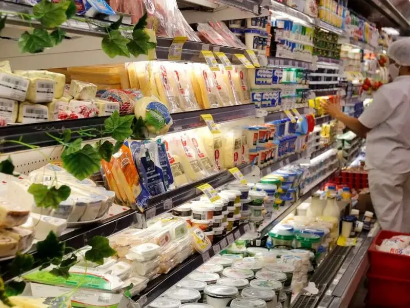 Açúcar e cereais puxam alta dos preços globais de alimentos em setembro
