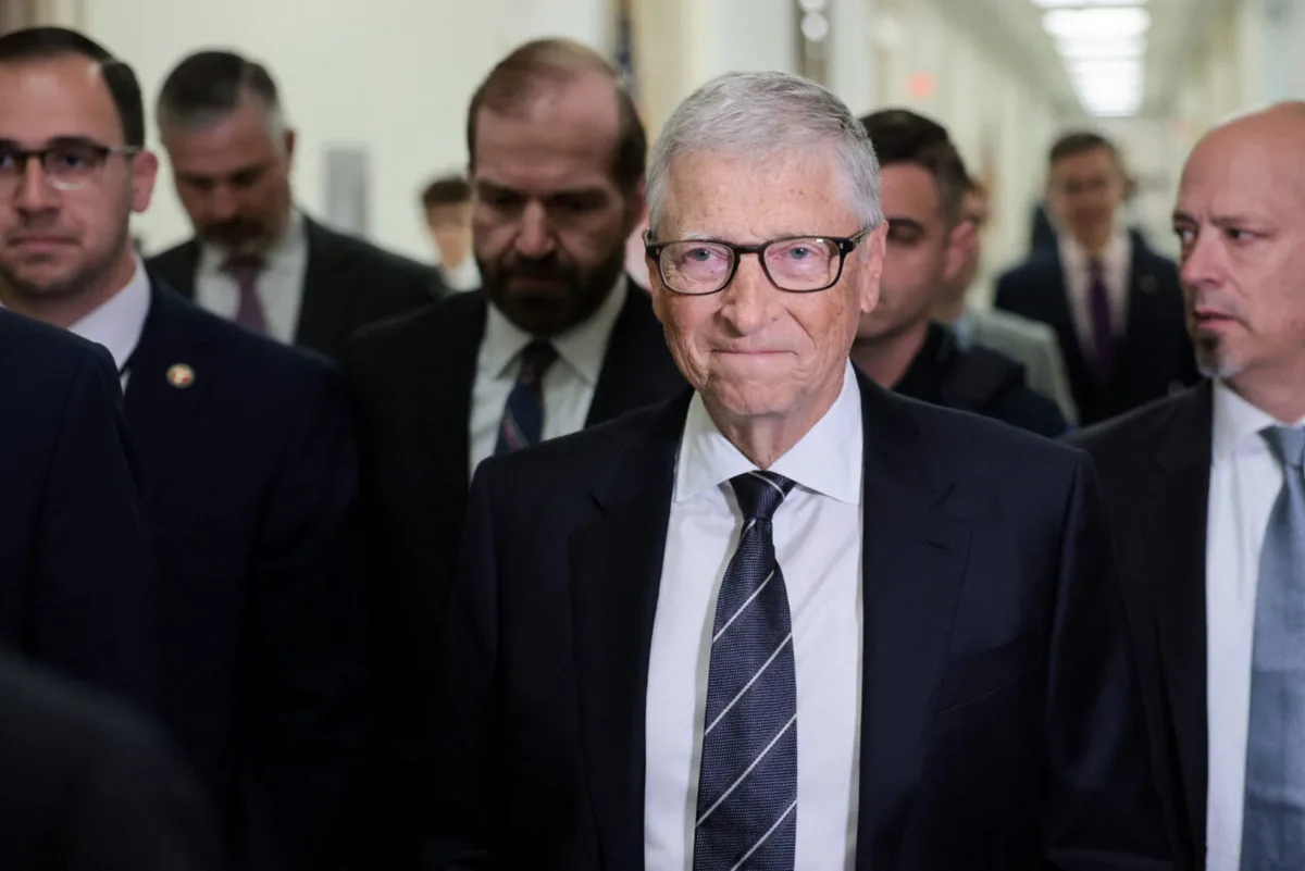 Gates pede participação do governo nas regras de segurança da inteligência artificial
