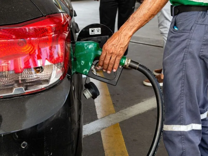 Subvenção ao diesel e corte de tributos podem custar R$ 7 bilhões por mês