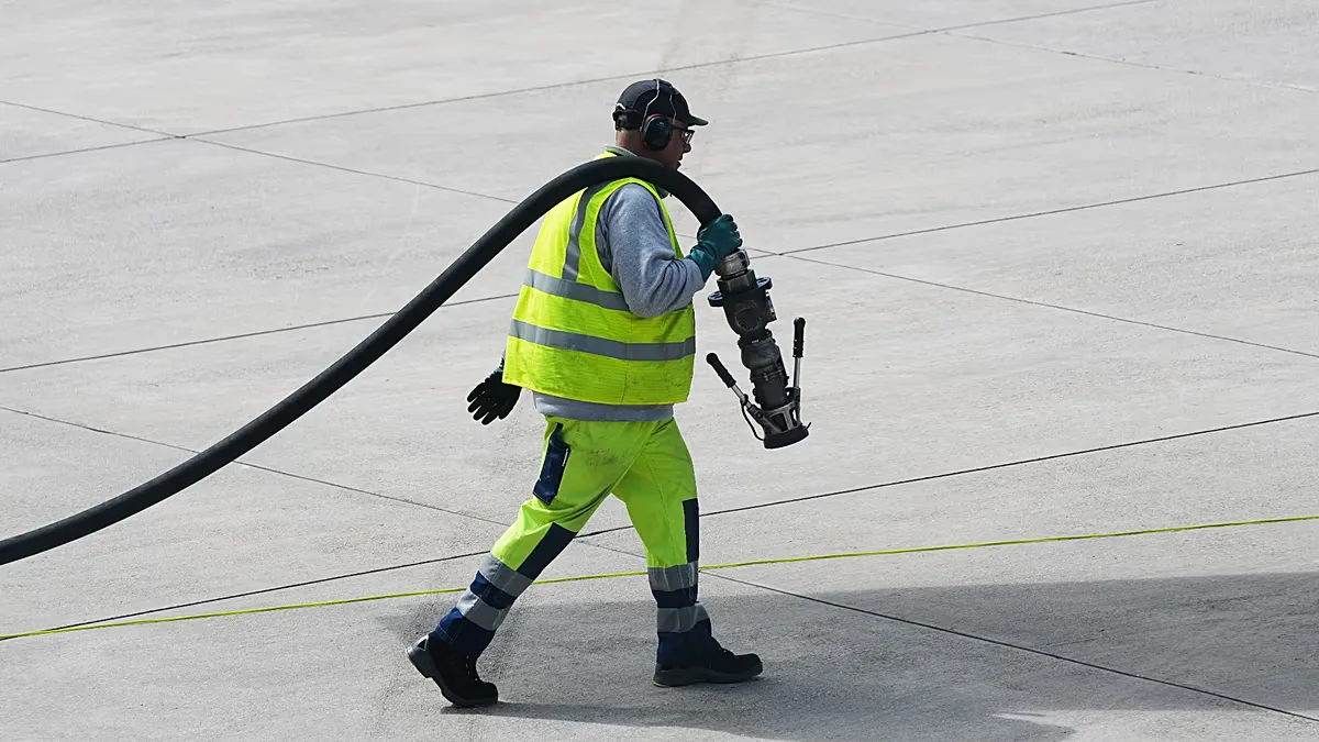 Importações reduzem risco de falta de combustível de aviação na Europa