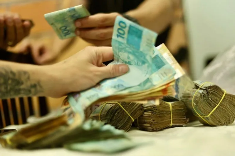Operação Termidor bloqueia R$ 153 milhões em investigação sobre cadeia do dendê