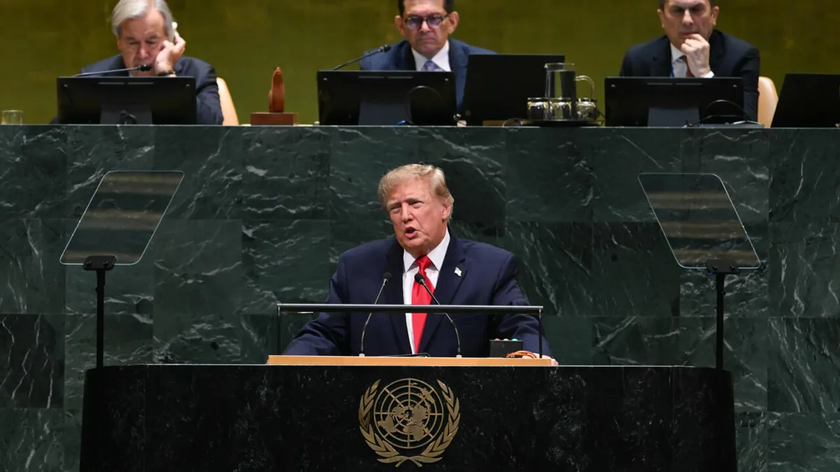 Trump é acusado de usar restrições à imprensa para mobilizar apoiadores