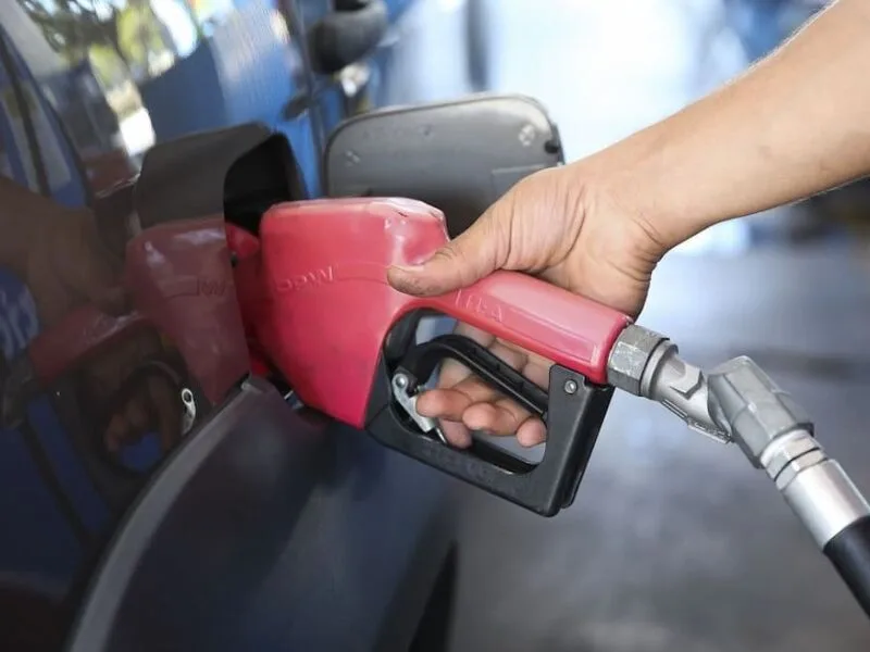 Portaria mantém valor total da subvenção ao diesel em R$ 2,12 por litro