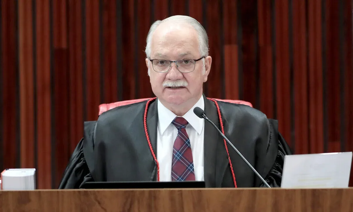 AGU e Justiça defendem decisões de Fachin sobre comando da PF