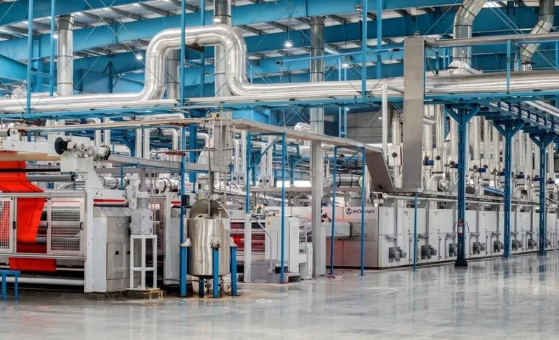 Faturamento industrial recua pelo segundo mês seguido em agosto
