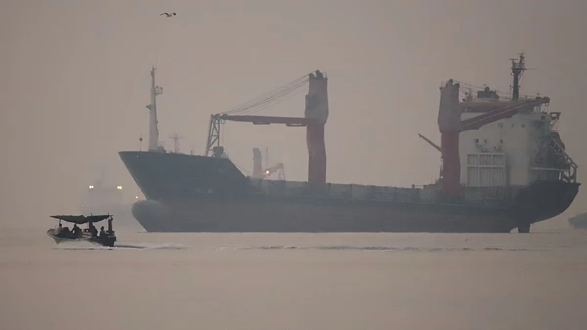 Guerra com o Irã reduz exportações e aviação no Golfo, diz Banco Mundial