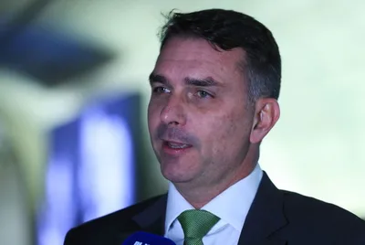 Flávio Bolsonaro lidera votação presidencial em Santa Cruz do Sul
