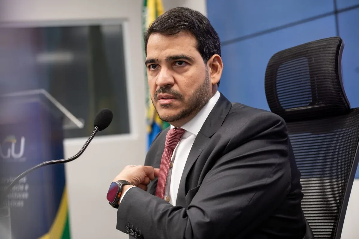 AGU vai contestar afastamento de diretor-geral da Polícia Federal