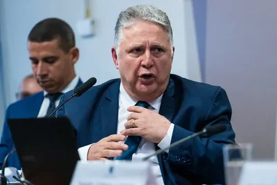 TSE manda registrar como nulos votos em Garotinho no primeiro turno
