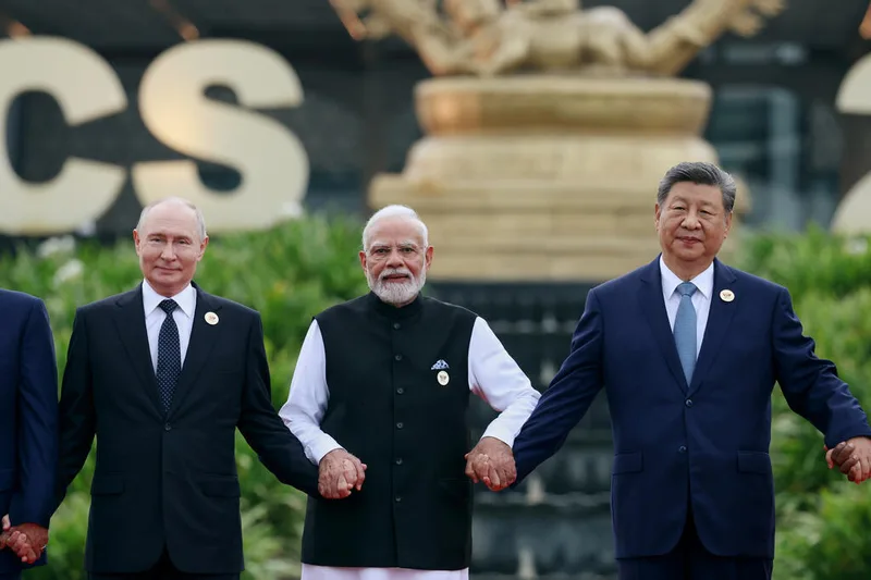 Brics fecham cúpula com acordo sobre Oriente Médio e defesa do multilateralismo
